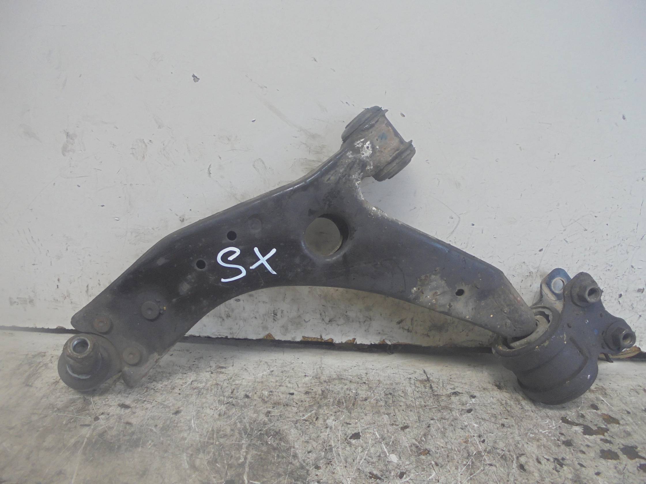 Braccio oscillante sosp. ant. sx.